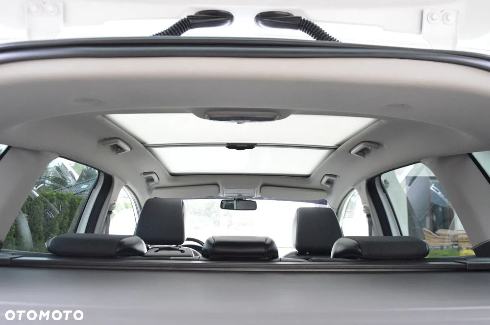 Ford Kuga 2.0 TDCi 4WD Titanium - 30