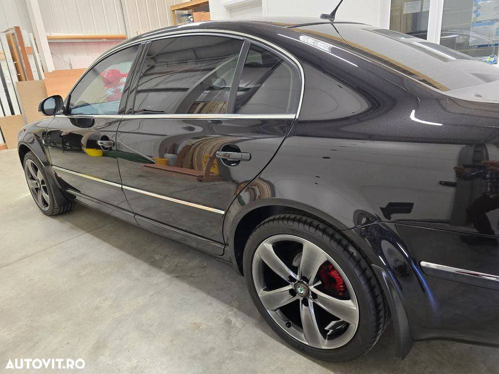 Skoda Superb 2.0 TDI DPF Elegance - 11