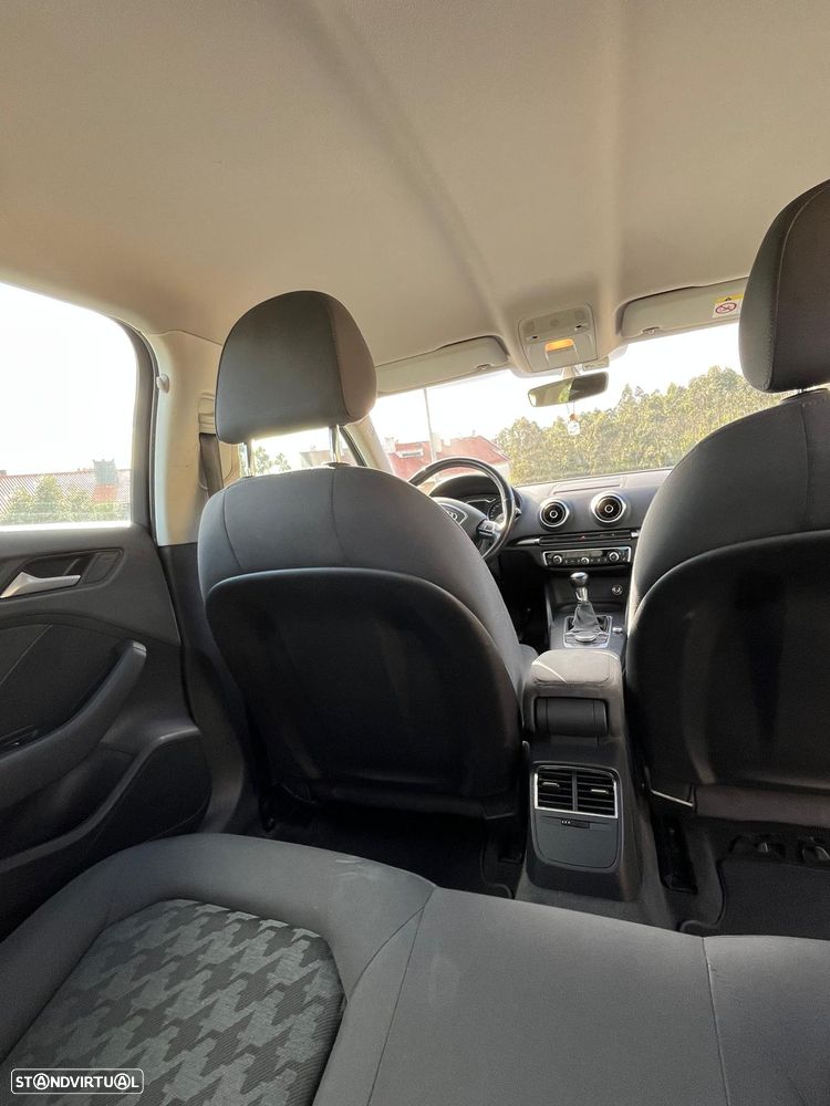 Audi A3 Sportback 1.6 TDI - 14