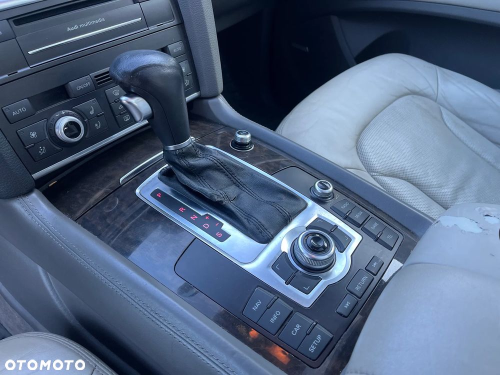Audi Q7 3.0 TDI Quattro Tiptronic - 18