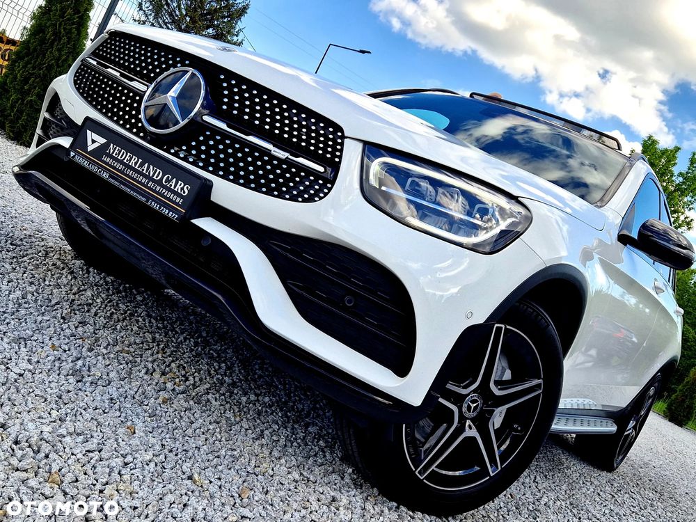 Mercedes-Benz GLC 300 de 4Matic 9G-TRONIC AMG Line Plus - 2