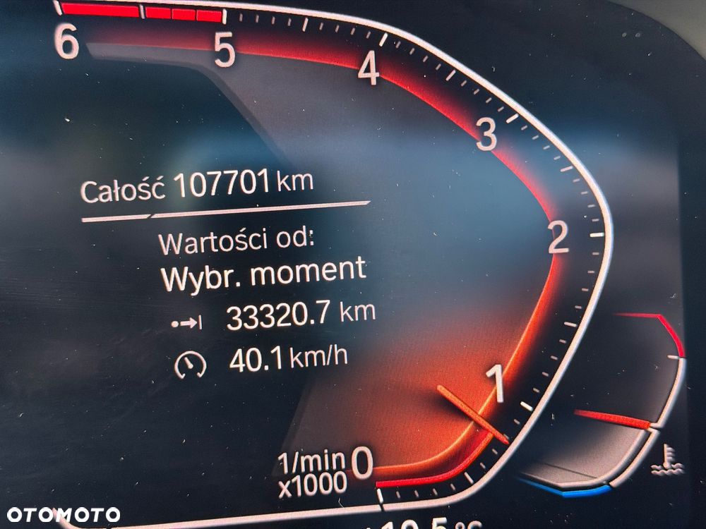 BMW X5 xDrive25d - 32