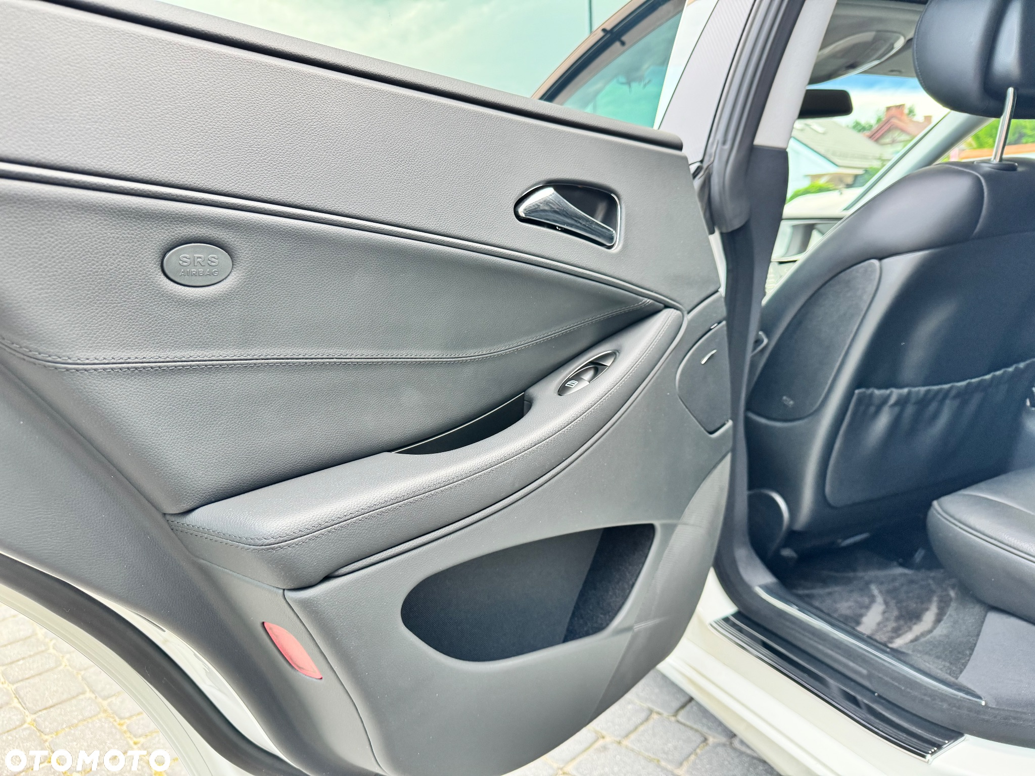Mercedes-Benz CLS 350 7G-TRONIC - 23
