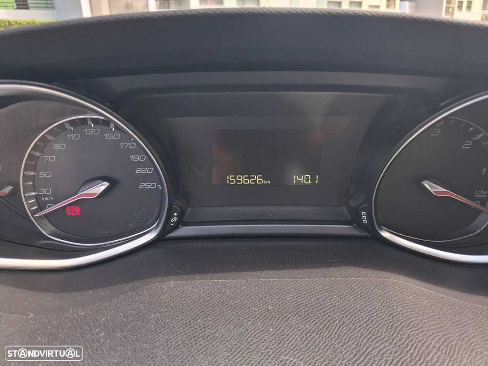 Peugeot 308 1.6 e-HDi Allure - 1