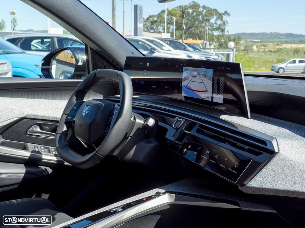 Peugeot E-3008 73 kWh Allure - 17