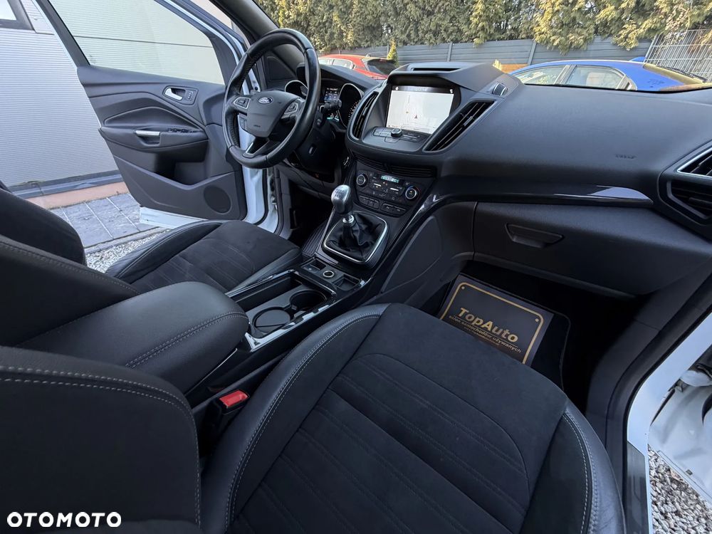 Ford Kuga 2.0 TDCi 2x4 ST-Line - 16