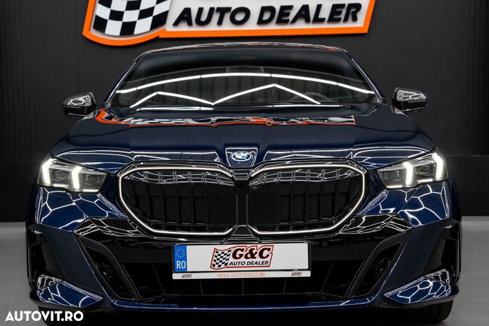 BMW Seria 5 530e xDrive AT PHEV - 28