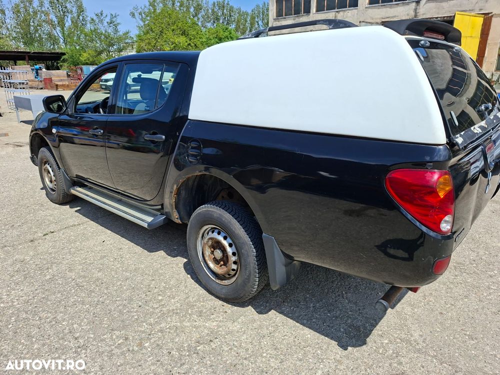 Mitsubishi L200 - 4