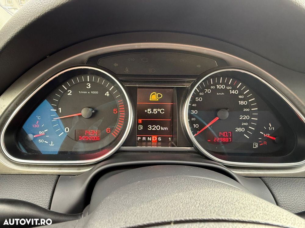 Audi Q7 - 9