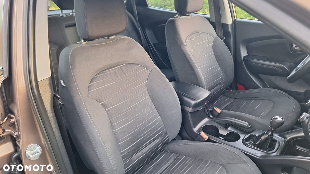 Hyundai ix35 1.7 CRDi Premium 2WD - 36