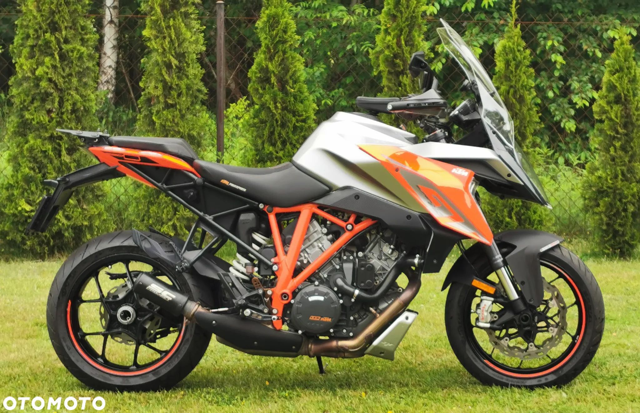 KTM Super Duke - 1