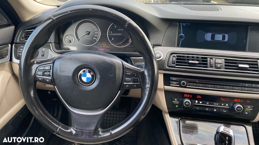 BMW Seria 5 530d Sport-Aut. - 9