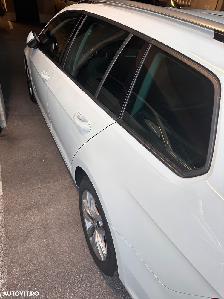 Volkswagen Golf 1.6 TDI DSG Comfortline - 8