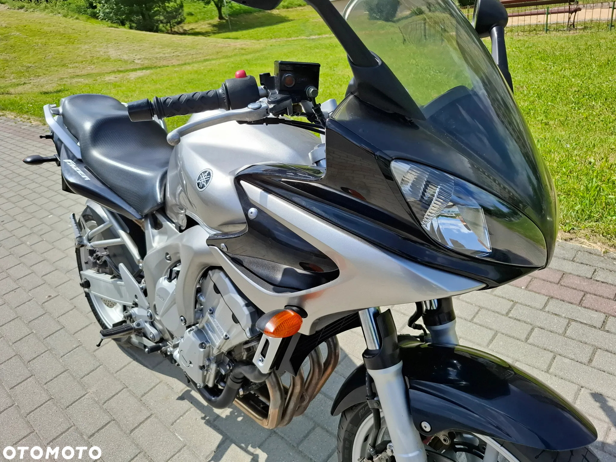 Yamaha FZ6 - 4