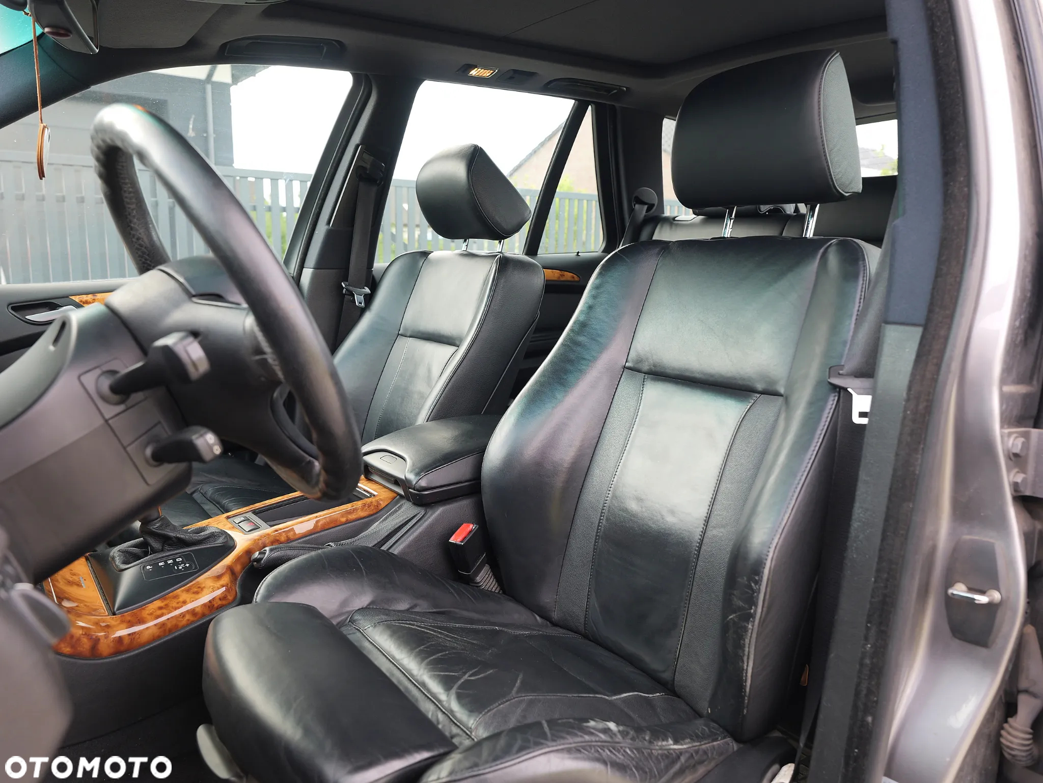 BMW X5 4.4i - 14