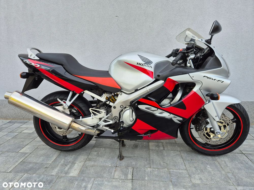 Honda CBR - 3