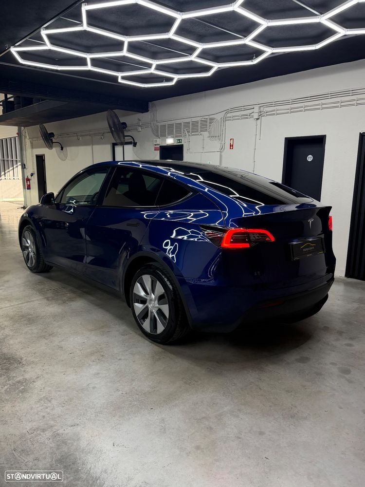 Tesla Model Y Standard - 5
