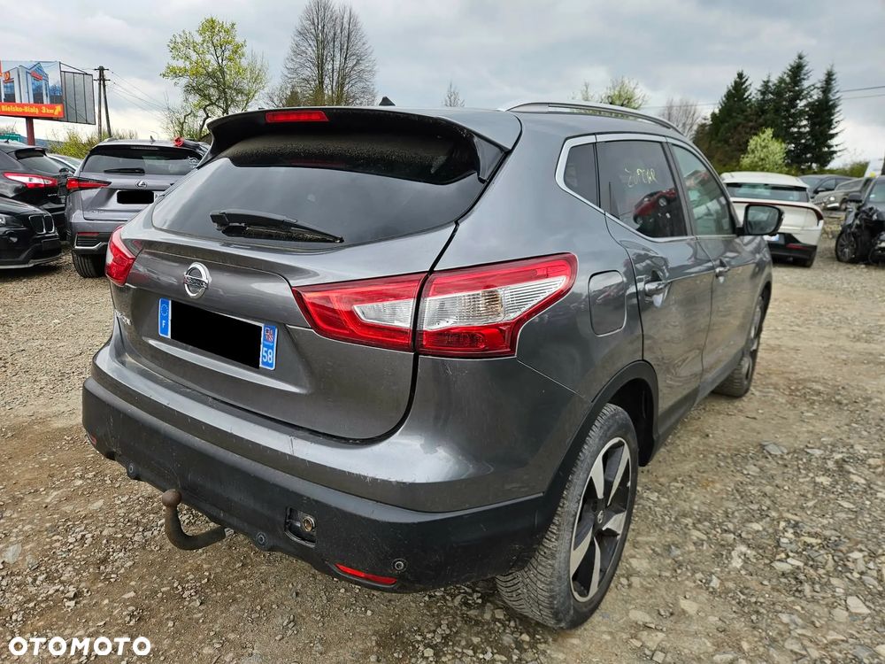 Nissan Qashqai 1.2 DIG-T 360 - 1
