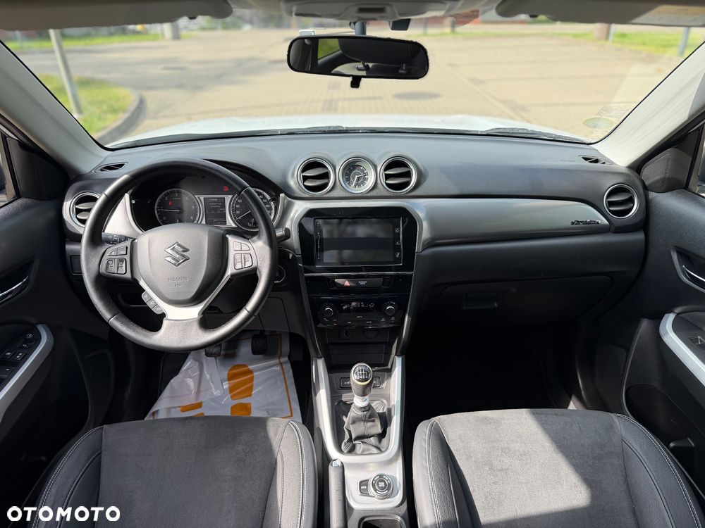 Suzuki Vitara 1.6 DDiS (4x4) Allgrip Comfort+ - 25