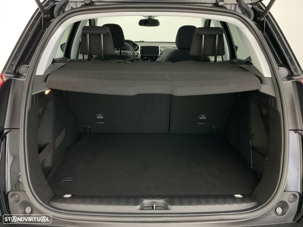 Peugeot 2008 1.2 PureTech Signature - 13