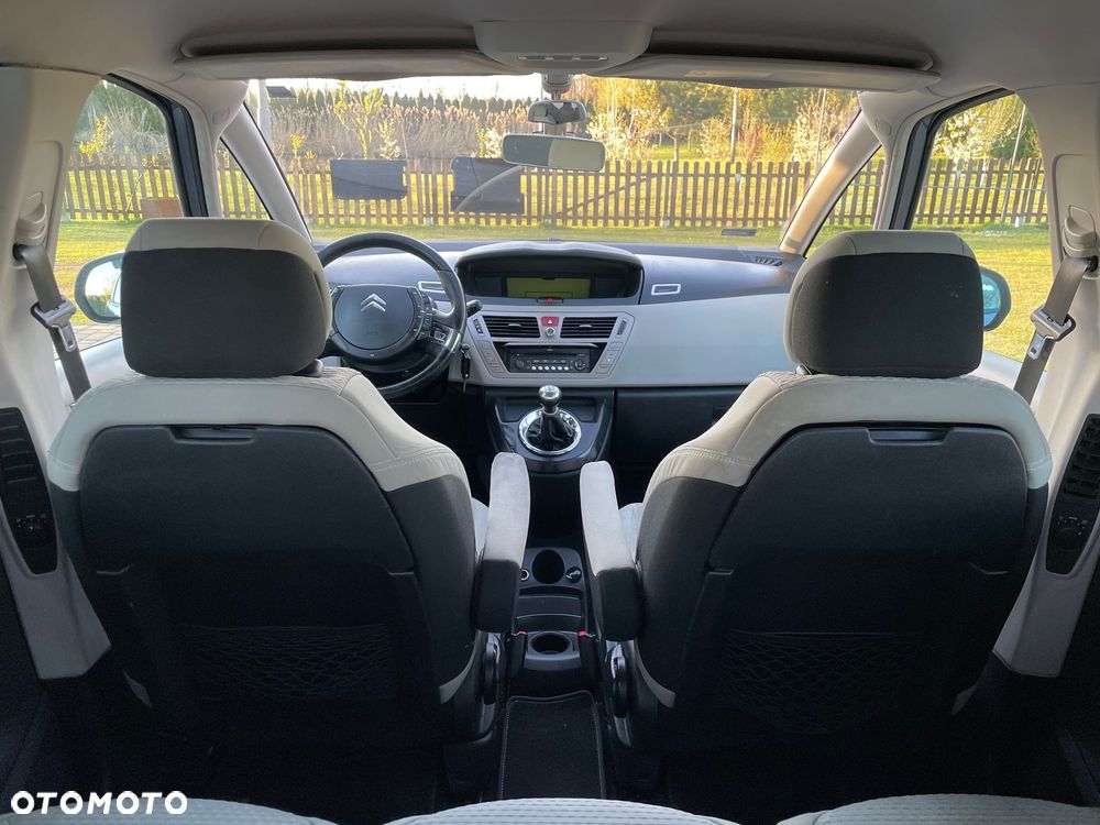 Citroën C4 Picasso - 25