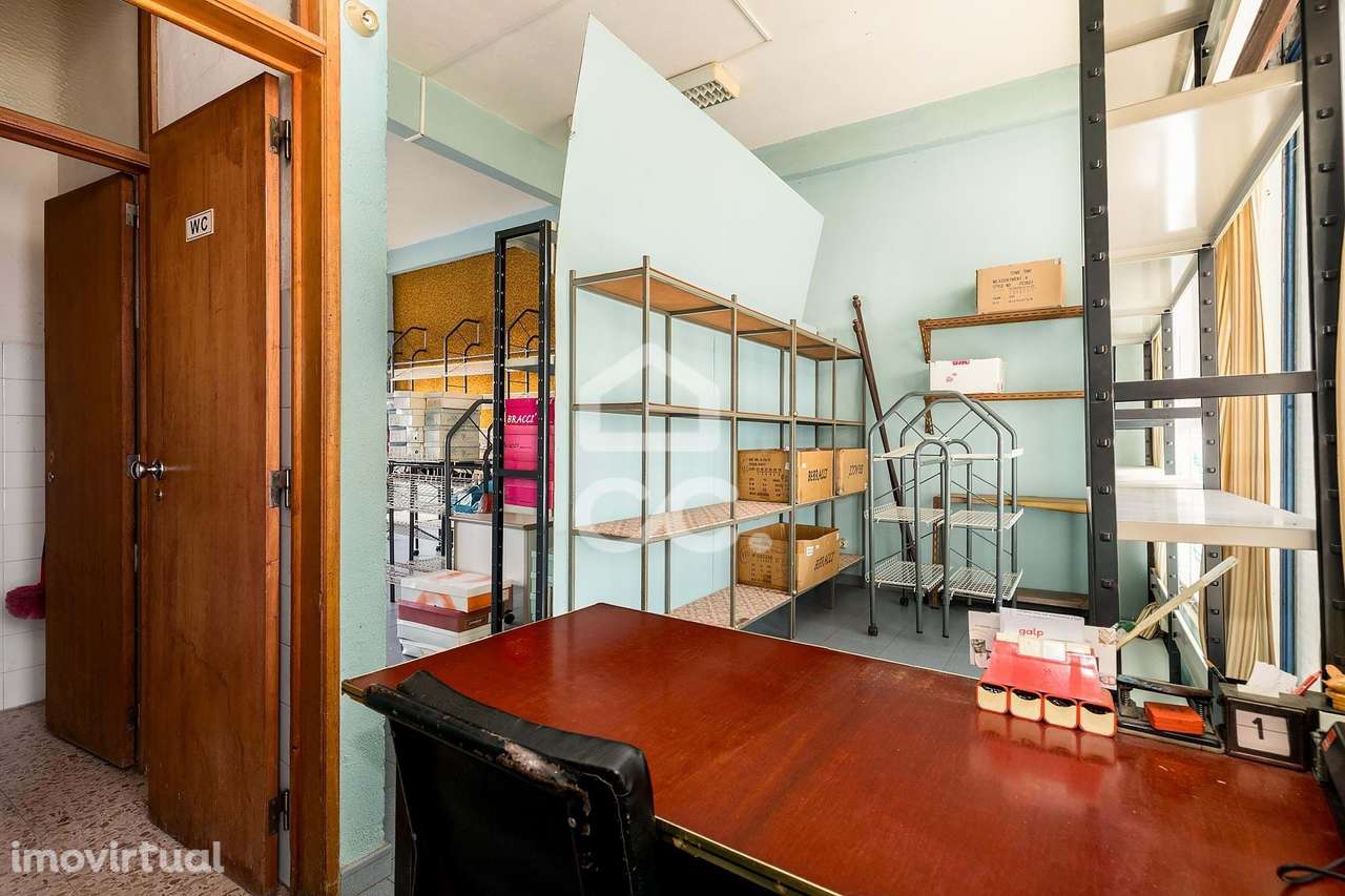 Espaço Comercial com 48 m²  | Bairro da Cruz da Picada, Évora - Grande imagem: 5/24