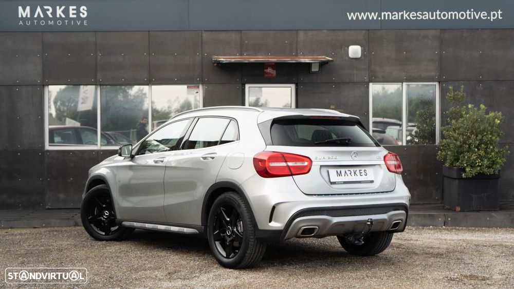 Mercedes-Benz GLA 200 - 8