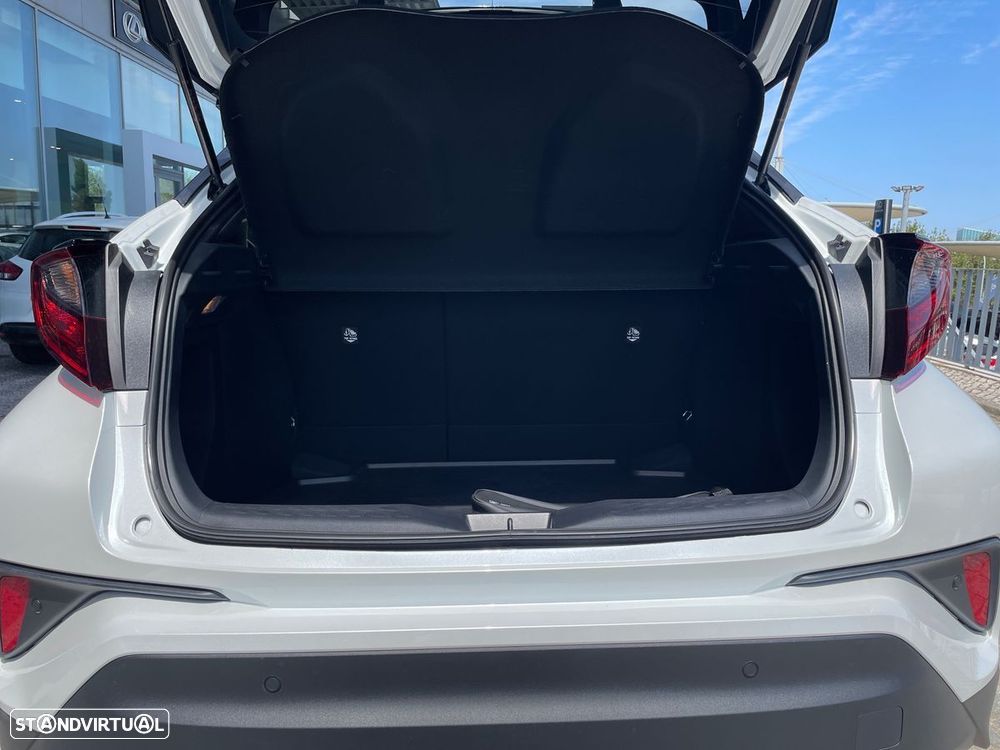 Toyota C-HR 1.8 Hybrid Square Collection - 19