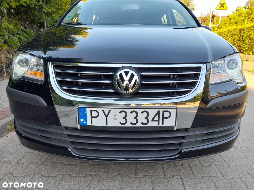 Volkswagen Touran - 9