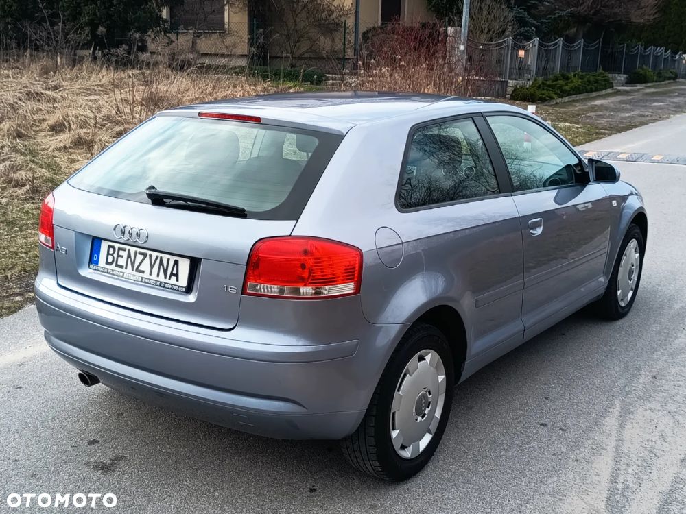 Audi A3 3-drzwiowe 1.6 Ambiente - 2