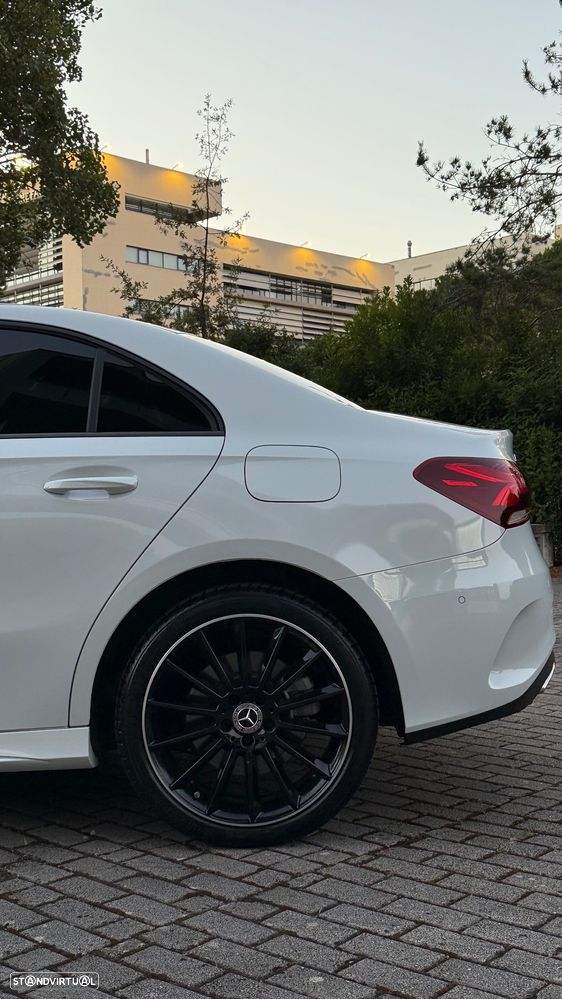 Mercedes-Benz A 250 Limousine e AMG Line - 54