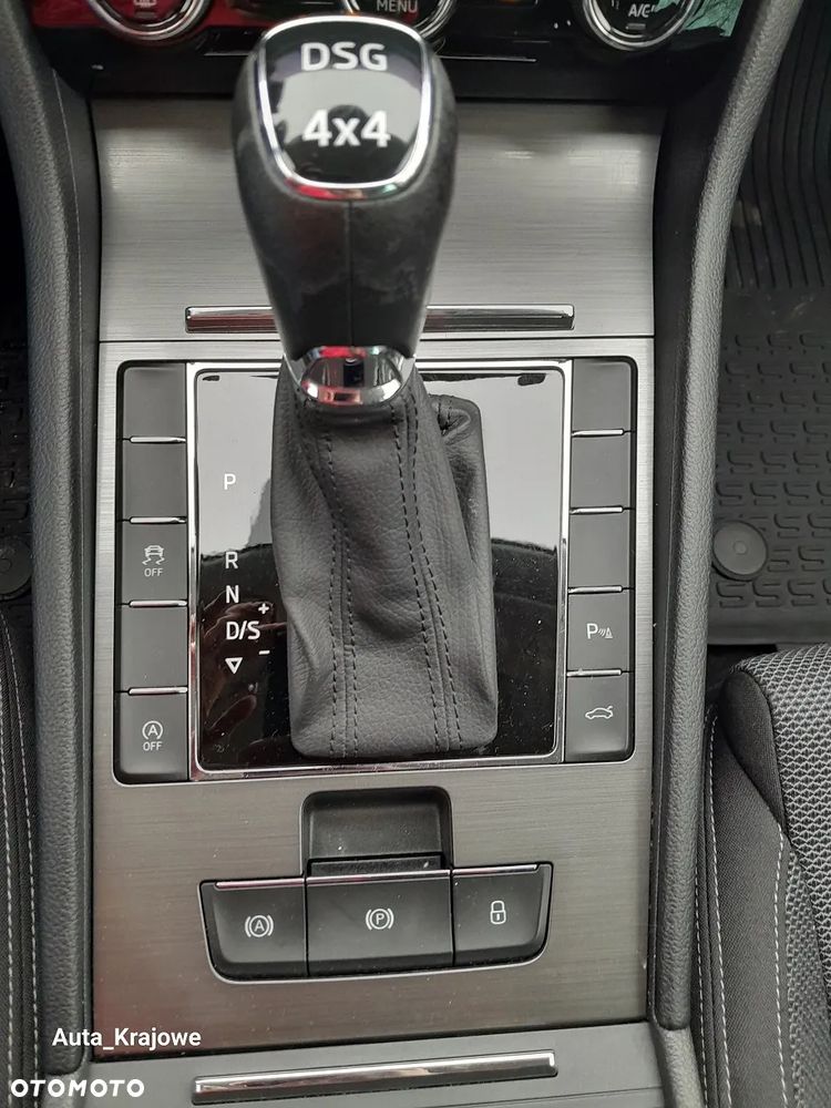 Skoda Superb 2.0 TDI SCR 4x4 Style DSG - 25