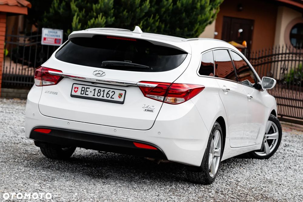 Hyundai i40 Kombi blue 1.7 CRDi DCT Premium - 9