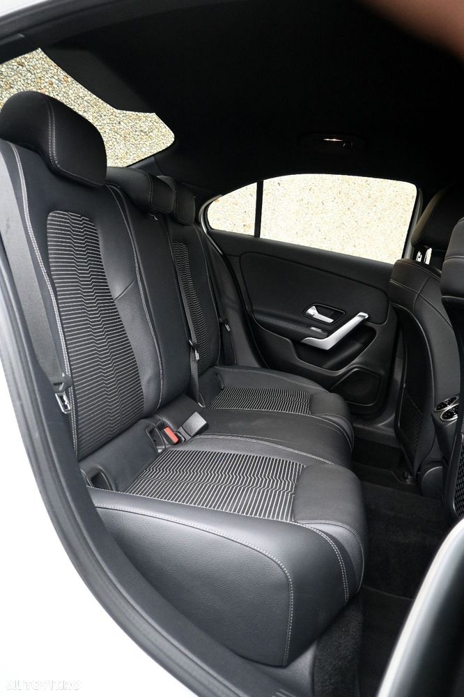 Mercedes-Benz A 200 - 8