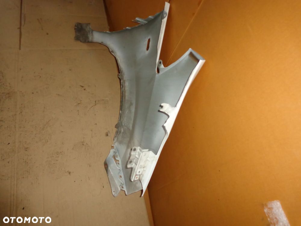 NISSAN NV200 blotnik lewy przedni lak QM1 - 3