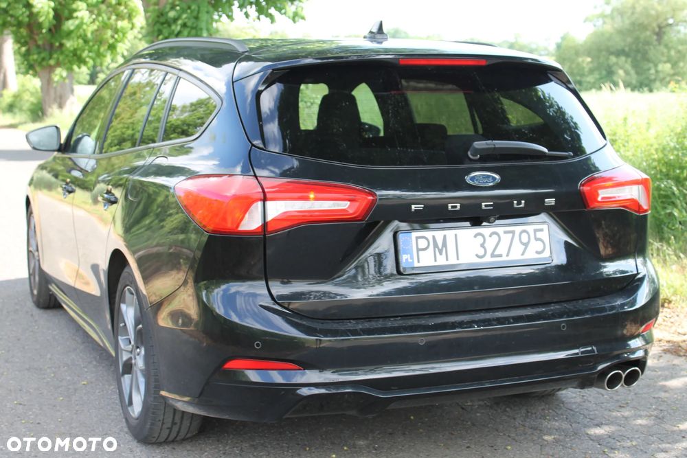 Ford Focus 1.5 EcoBlue Start-Stopp-System ST-LINE - 14