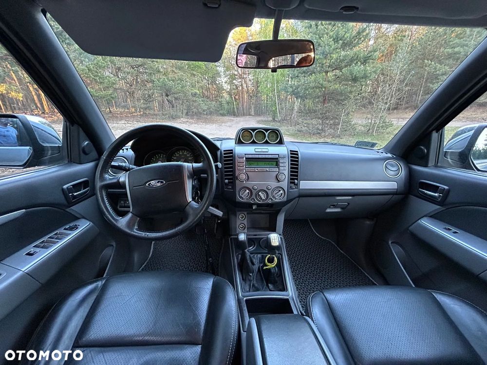Ford Ranger 2.5 TDCi DC Limited - 15