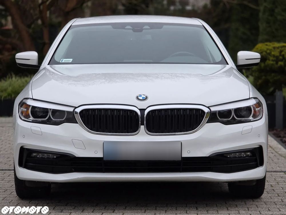 BMW Seria 5 530e iPerformance xDrive Sport Line sport - 37