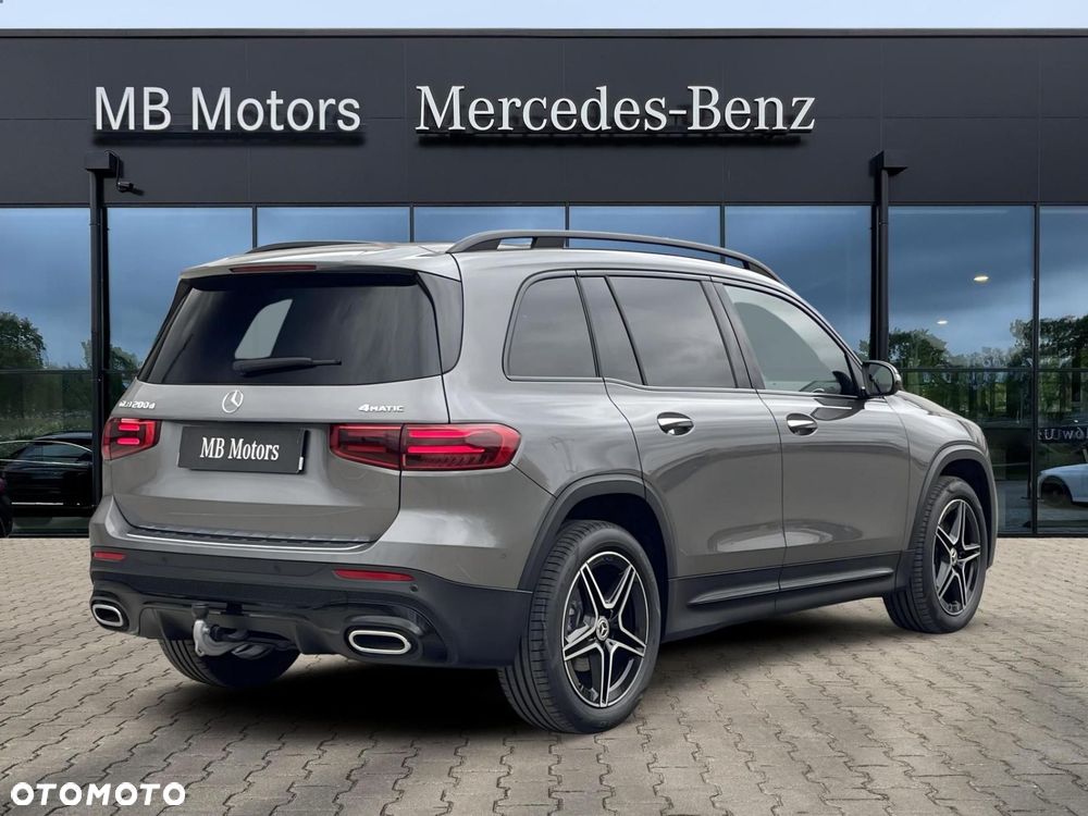 Mercedes-Benz GLB - 6