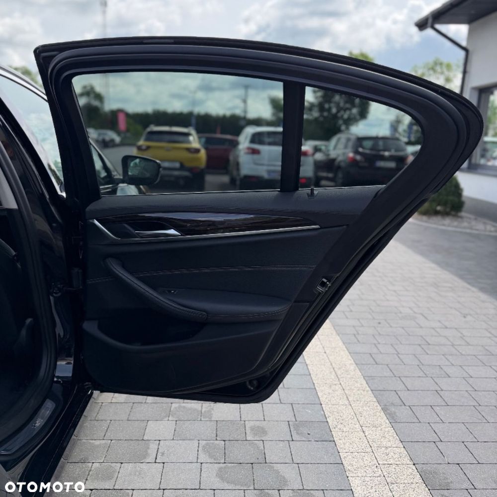 BMW Seria 5 - 30
