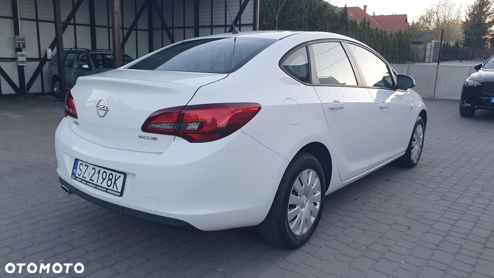 Opel Astra 1.4 T Energy EU6 - 3