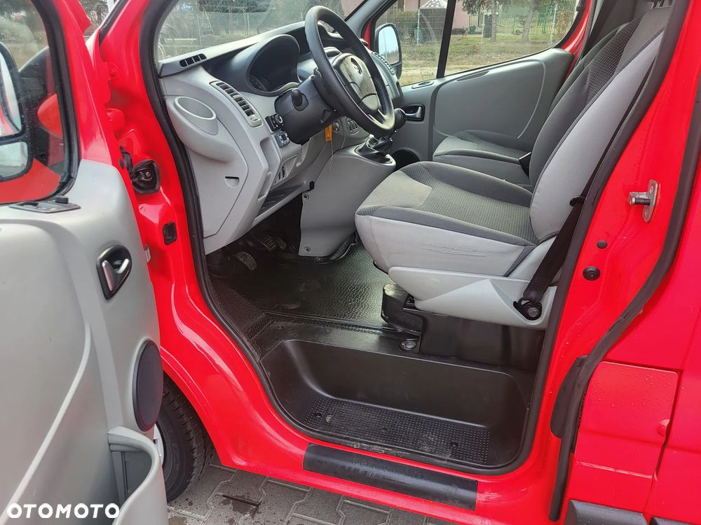 Opel Vivaro - 22