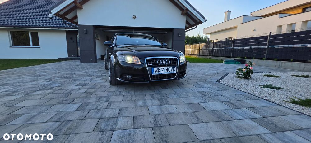 Audi A4 Limousine - 14