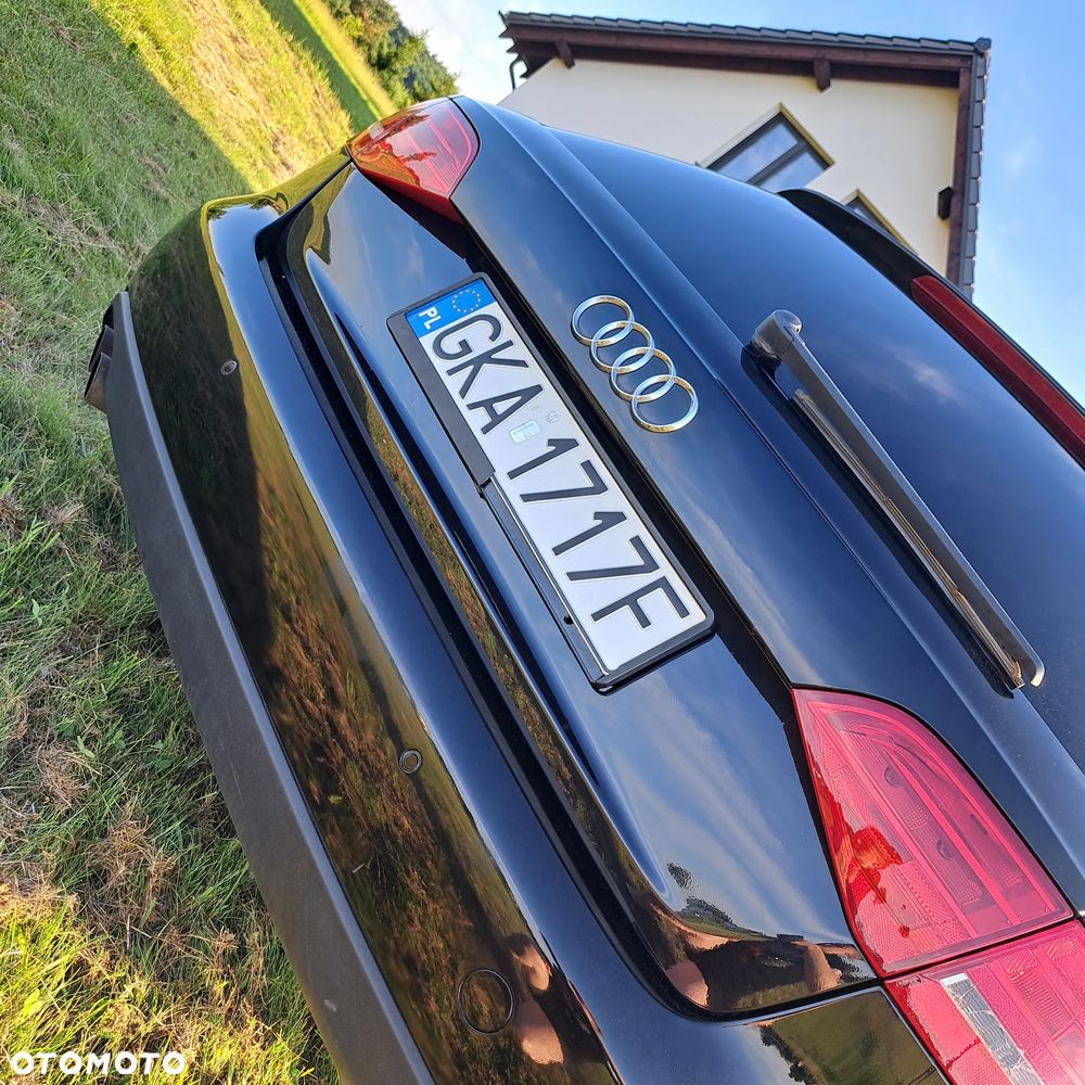 Audi A4 Avant - 10