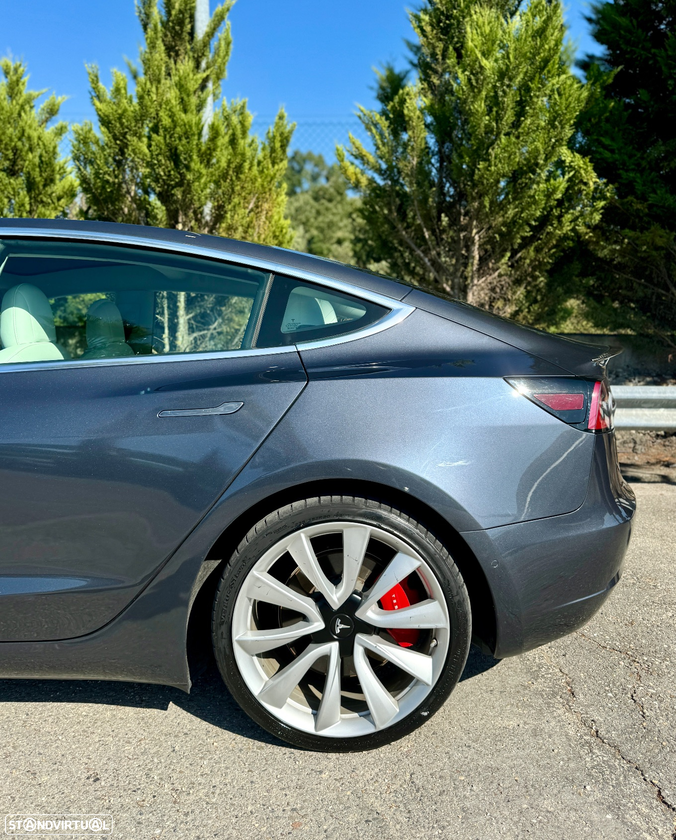 Tesla Model 3 Performance Dual Motor AWD - 4