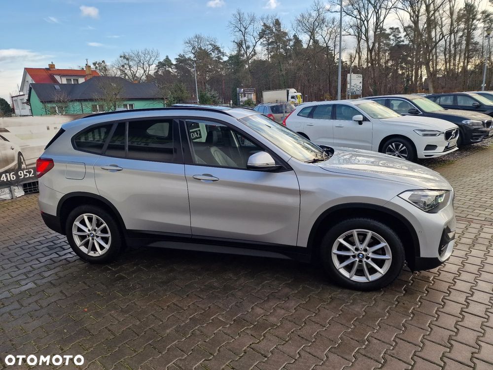 BMW X1 sDrive18d Sport Line sport - 11