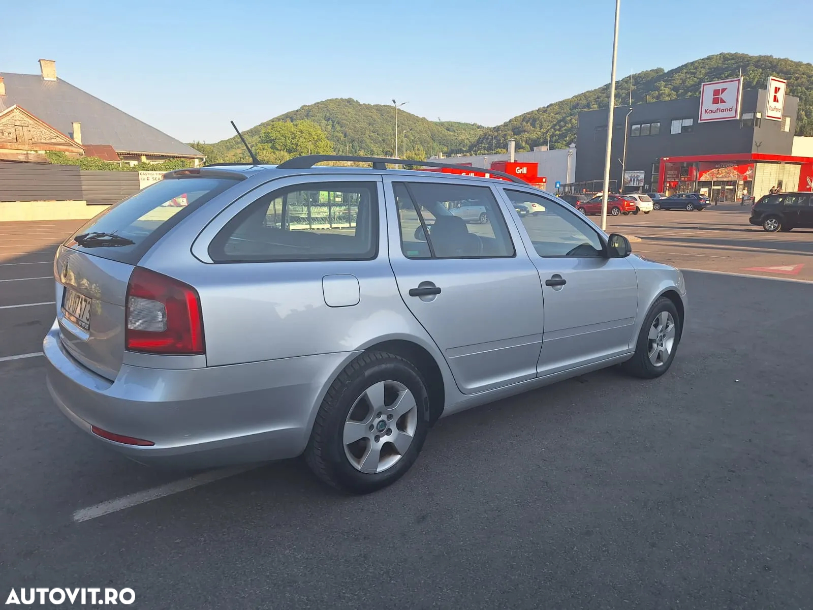Skoda Octavia 1.6 TDI ACTIVE - 3