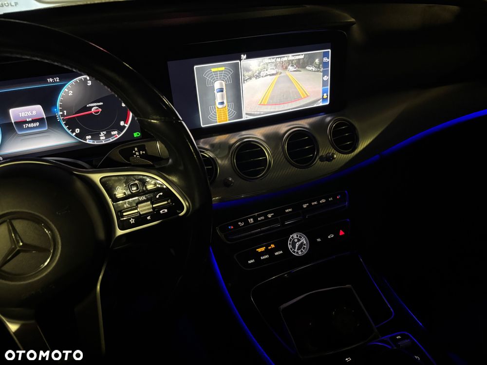 Mercedes-Benz Klasa E 200 d Business Edition 9G-TRONIC - 25