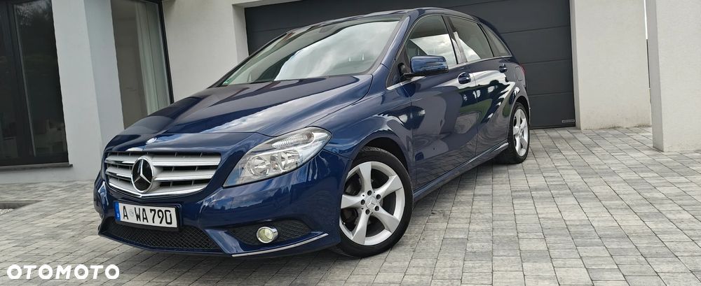 Mercedes-Benz Klasa B 180 (BlueEFFICIENCY) - 16