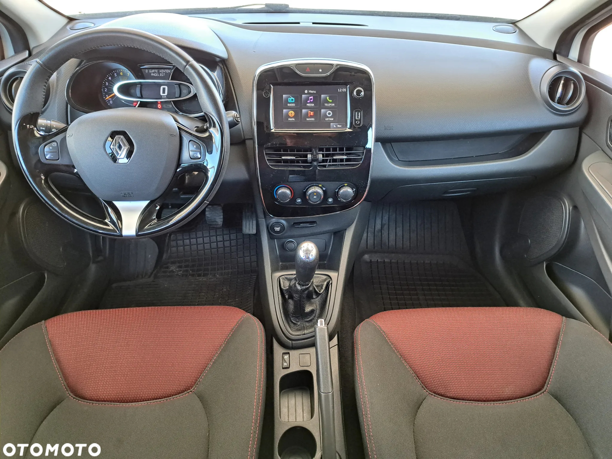 Renault Clio - 21